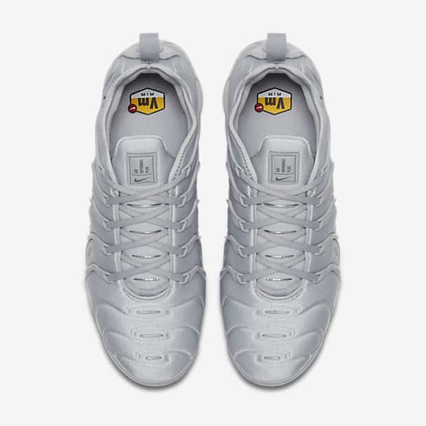 All gray vapormax plus clearance